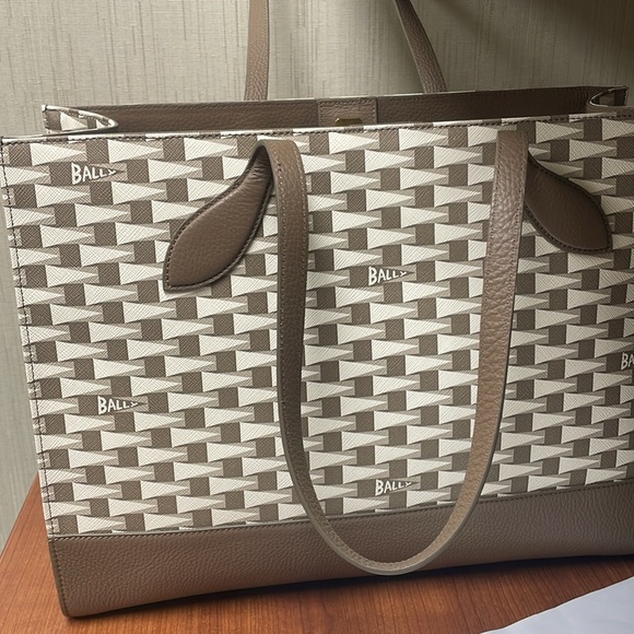 Bally large geometric grey tote bag - Picture 7 of 10